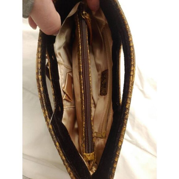 XOXO Women's Brown Plush Velvet Handbag - Picture 11 of 11